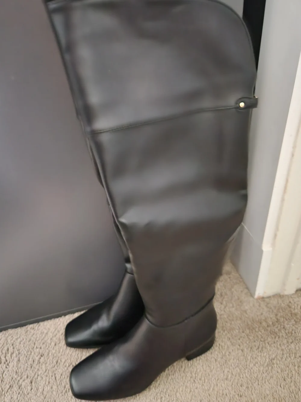 New in Box Liz Claiborne LC Dover Black Knee High Boots Women's Size 6.5M Memory